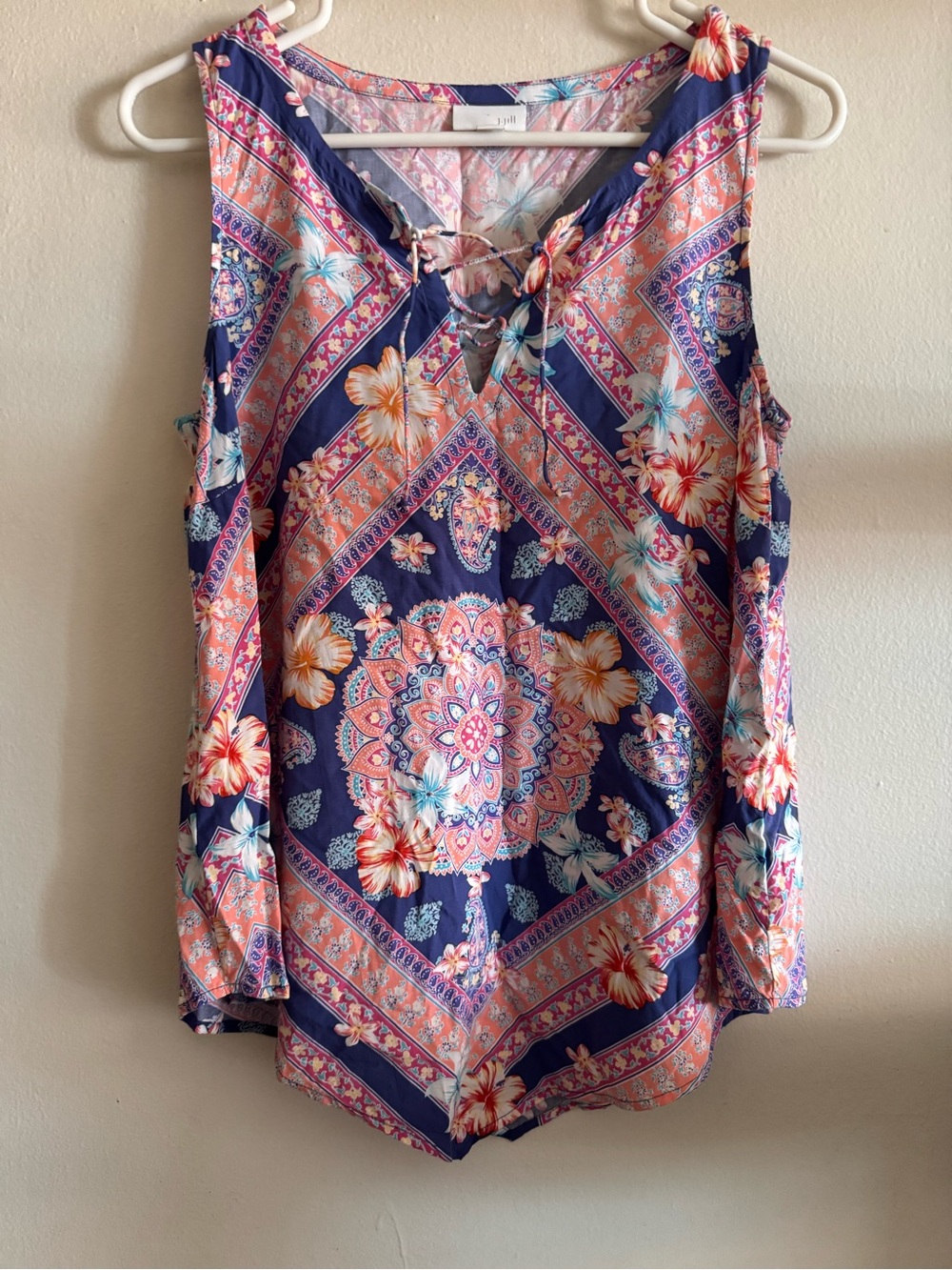 J. Jill Petite Navy Floral Sleeveless Tie-Neck Handkerchief Style Flowy Top
